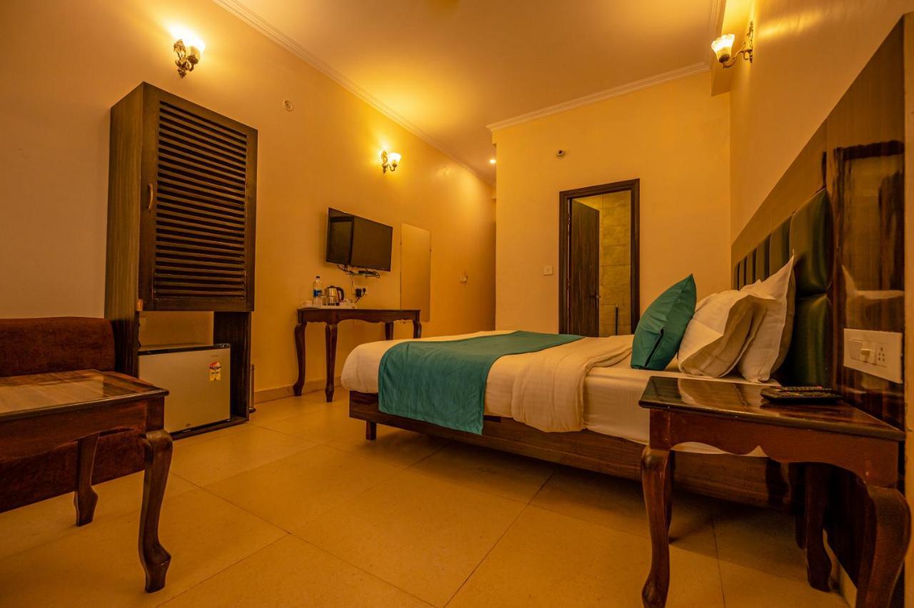 Hotel Rishikesh Grand By Kool Stays Rishīkesh Exterior foto
